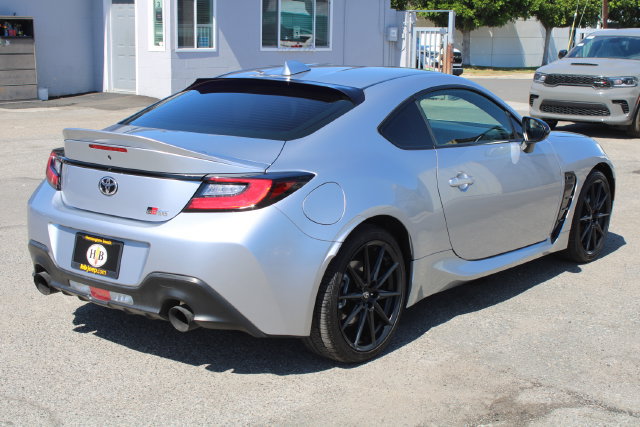 Used 2023 Toyota GR86 Premium RWD image 4