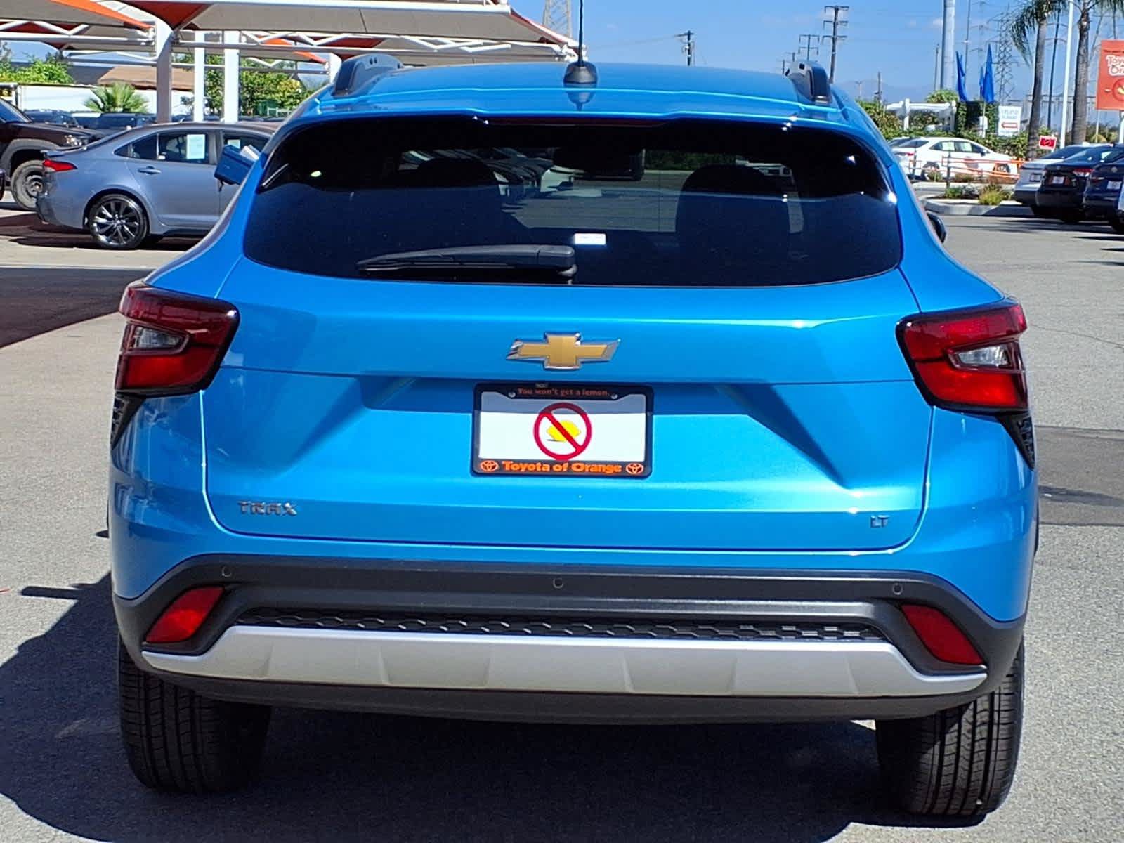 Used 2025 Chevrolet Trax LT w/ Driver Confidence Package FWD image 5
