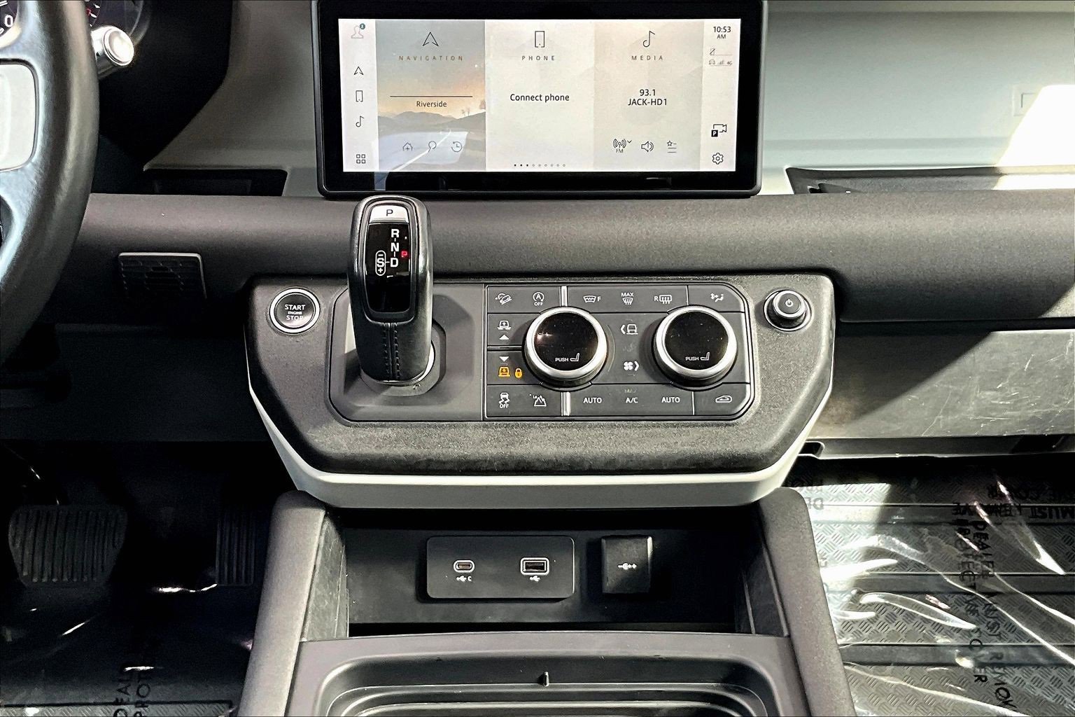 Used 2021 Land Rover Defender 110 S image 31