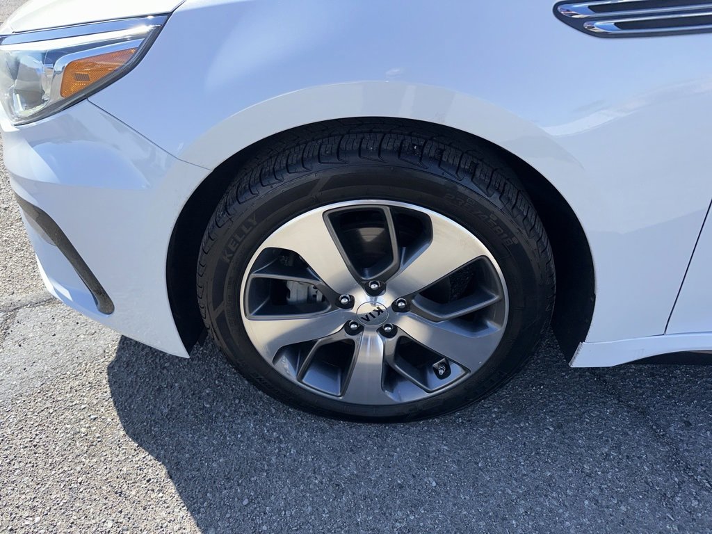 Used 2019 Kia Optima S image 11