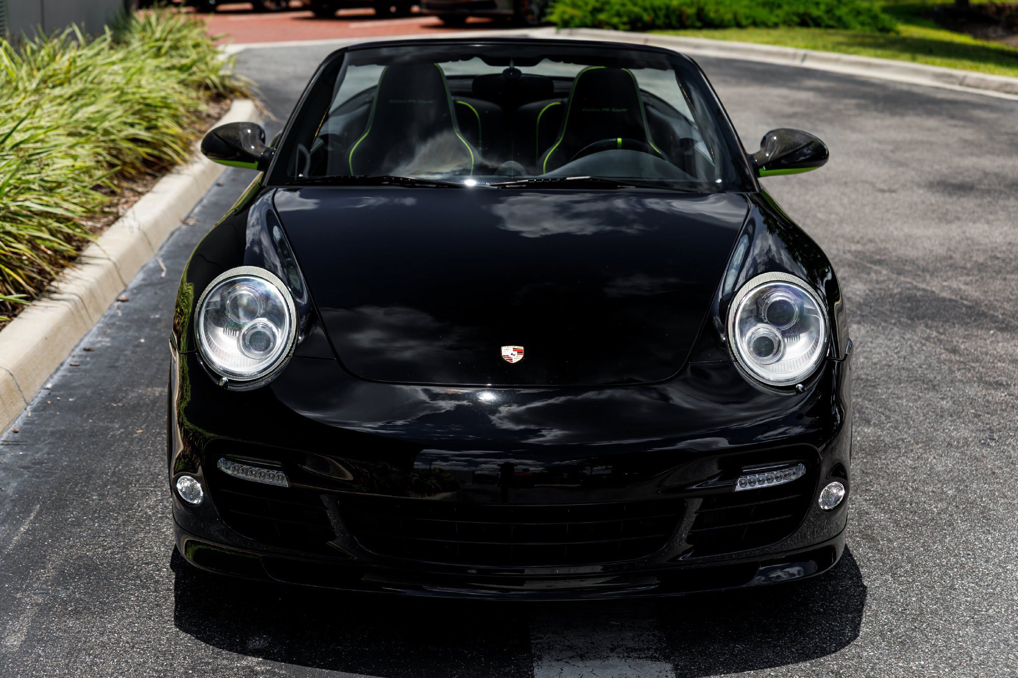 Used 2012 Porsche 911 Turbo S AWD/4WD image 8