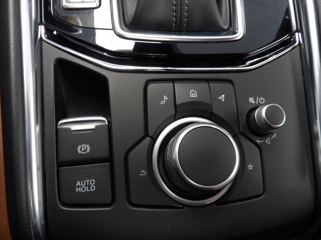 Certified 2024 MAZDA CX-5 Carbon Edition image 33