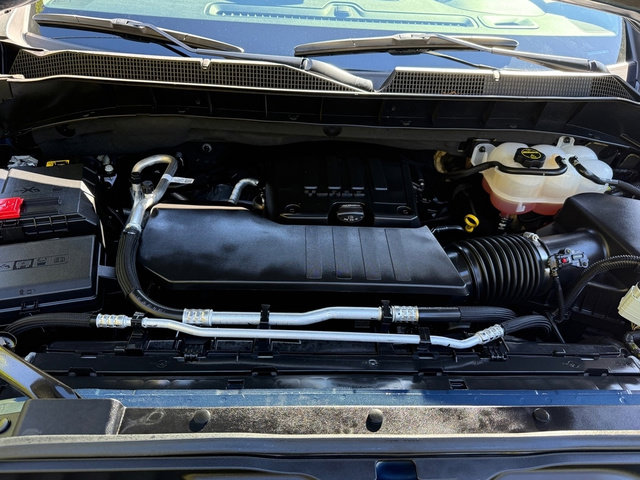 Used 2024 Chevrolet Silverado 1500 Custom image 11