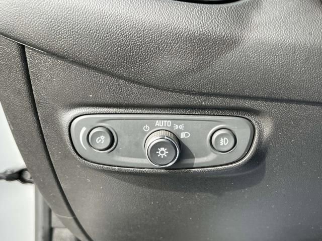 Used 2022 Chevrolet Equinox Premier image 25