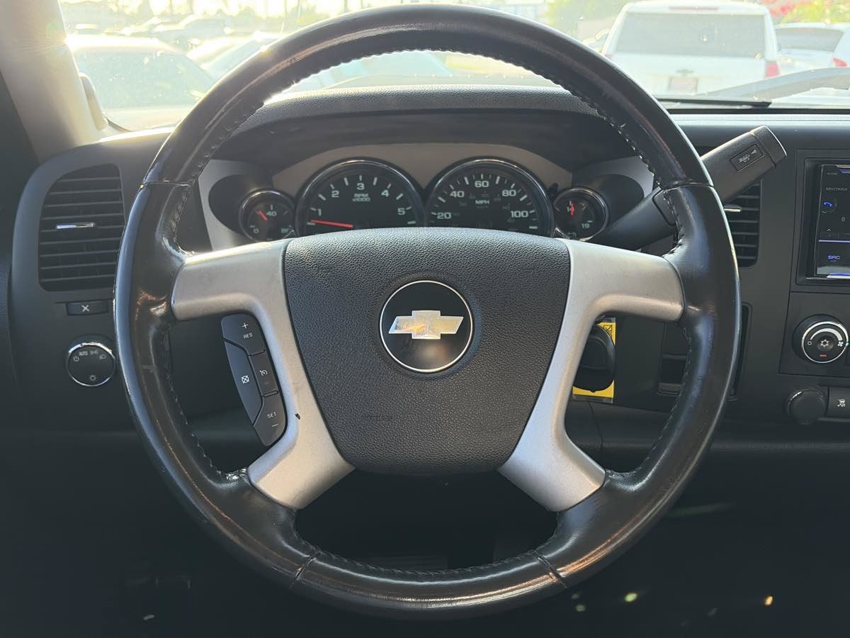 Used 2009 Chevrolet Silverado 1500 LT w/ Power Pack Plus RWD image 34