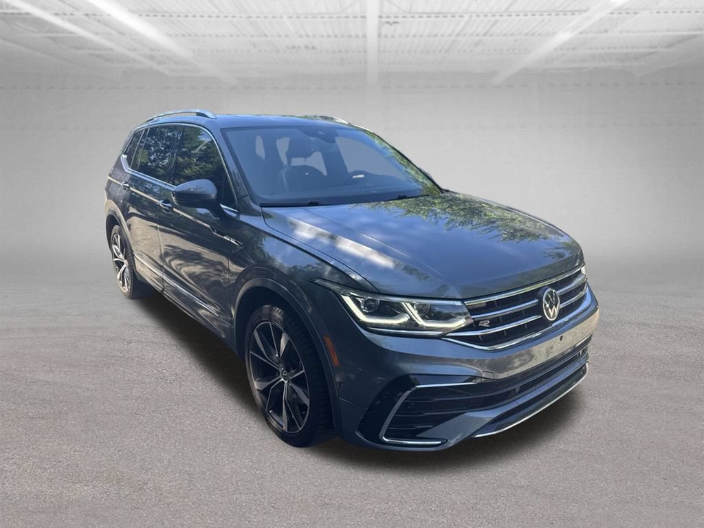 Used 2024 Volkswagen Tiguan SEL R-Line AWD/4WD image 8
