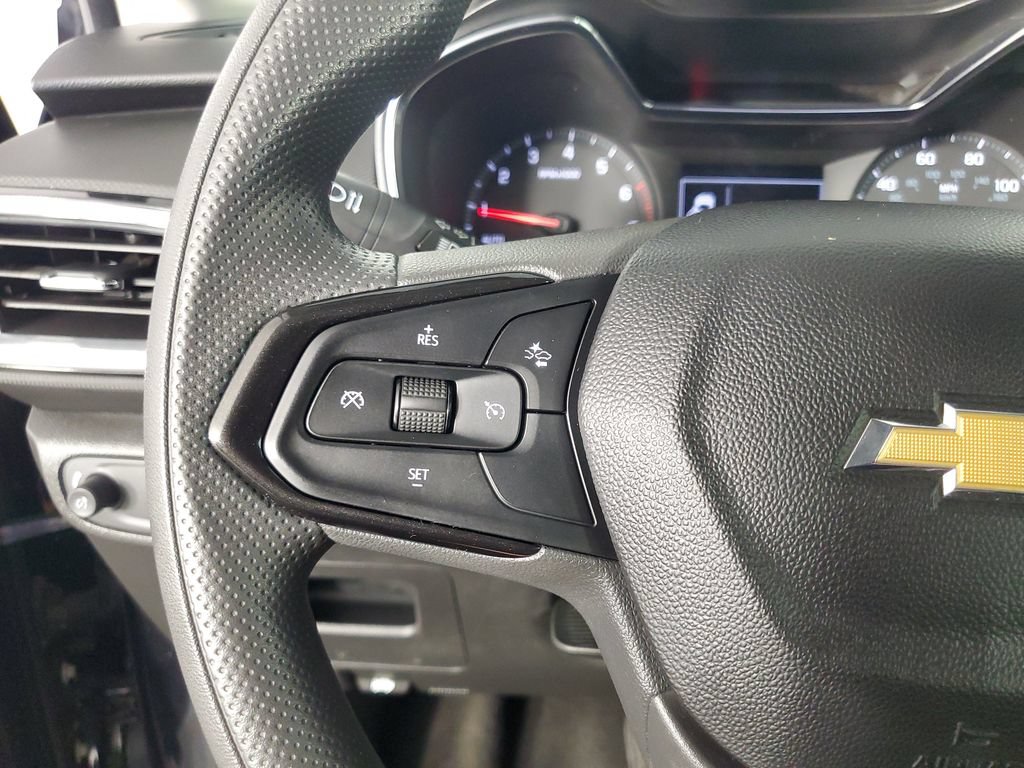 Used 2023 Chevrolet TrailBlazer LT w/ Convenience Package FWD image 25
