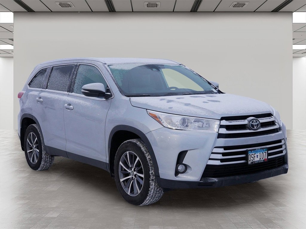 Used 2019 Toyota Highlander XLE
