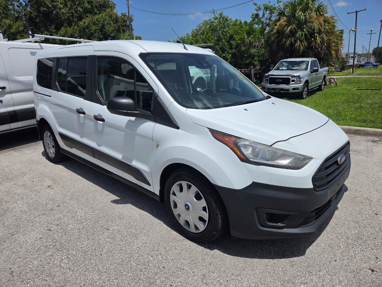 Used 2020 Ford Transit Connect XL FWD image 2