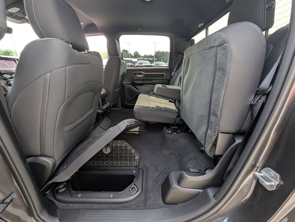 New 2026 RAM 1500 4x4 Crew Cab image 17