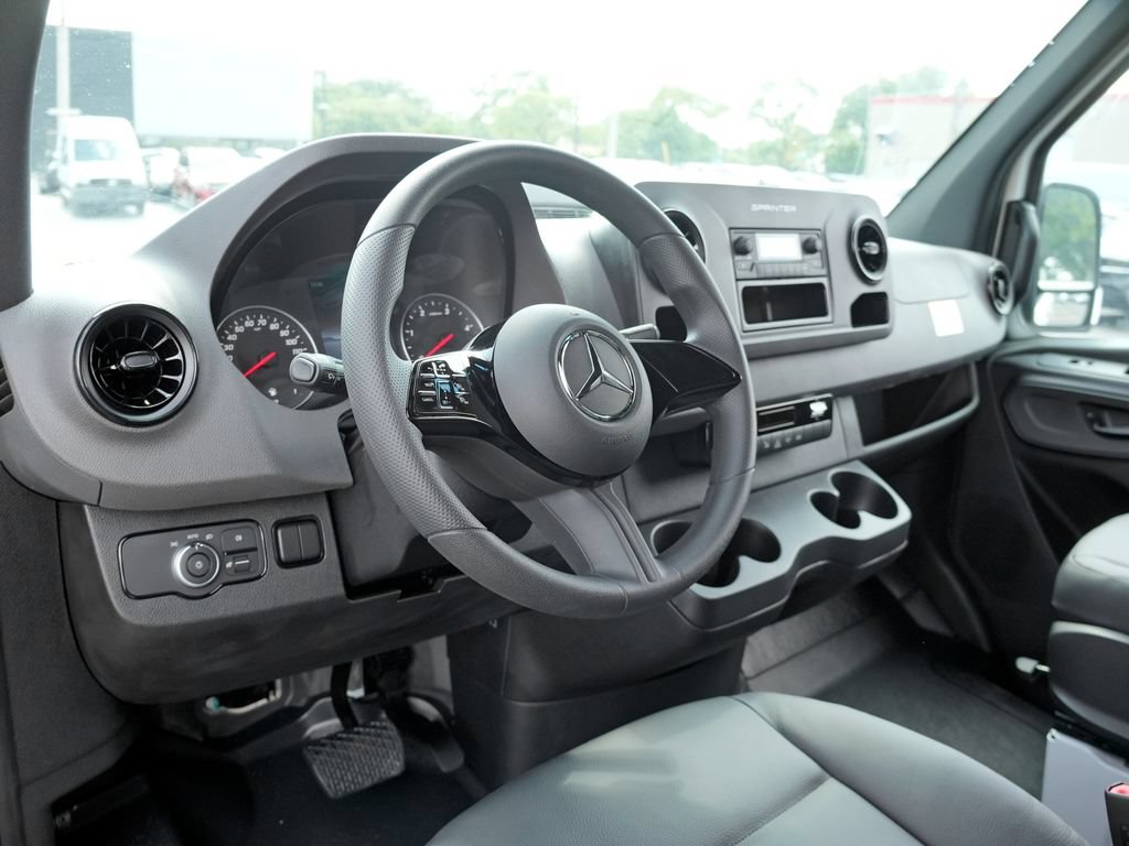 New 2026 Mercedes-Benz Sprinter 2500 image 11