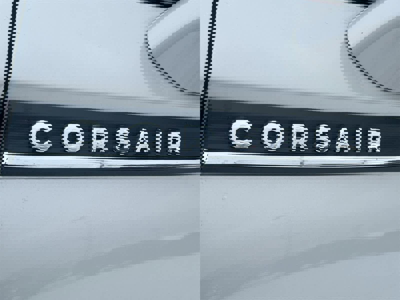 Used 2022 Lincoln Corsair Reserve w/ Equipment Group 201A image 13