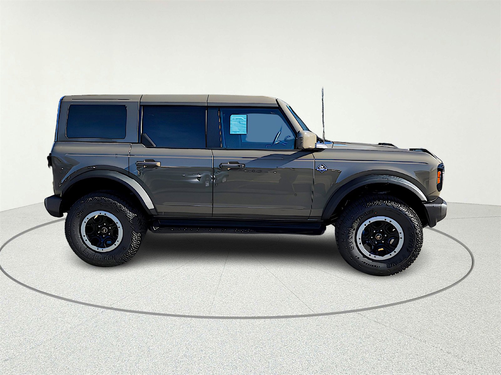 New 2025 Ford Bronco Outer Banks w/ Sasquatch Package image 8