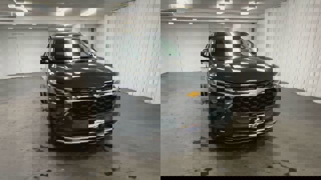 New 2026 Chevrolet Trax LT w/ Driver Confidence Package image 3