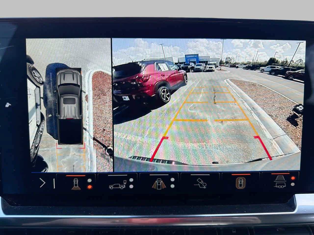 Used 2024 Chevrolet Silverado 1500 High Country w/ Technology Package image 21