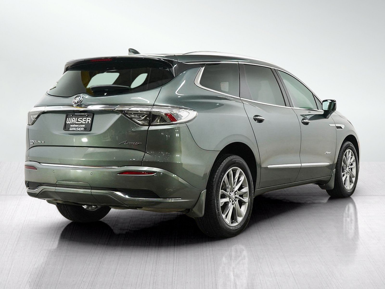 Used 2023 Buick Enclave Avenir w/ Trailering Package, 5000 lbs. AWD/4WD image 5