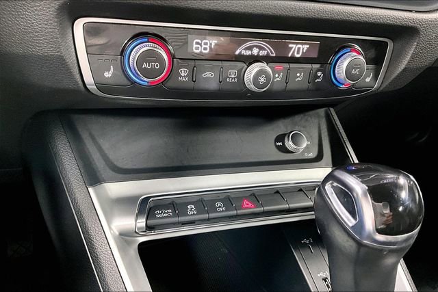 Used 2019 Audi Q3 2.0T Premium image 16