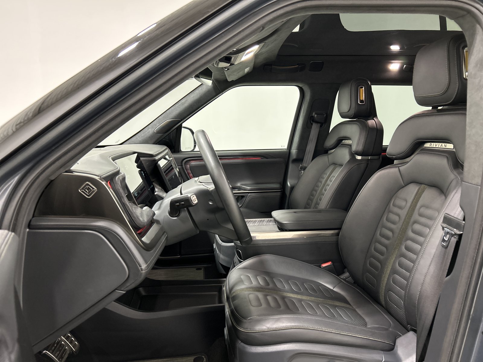 Used 2022 Rivian R1S Launch Edition AWD/4WD image 20