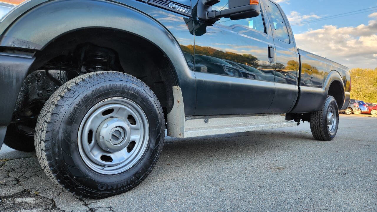 Used 2015 Ford F250 XL w/ Power Equipment Group image 7