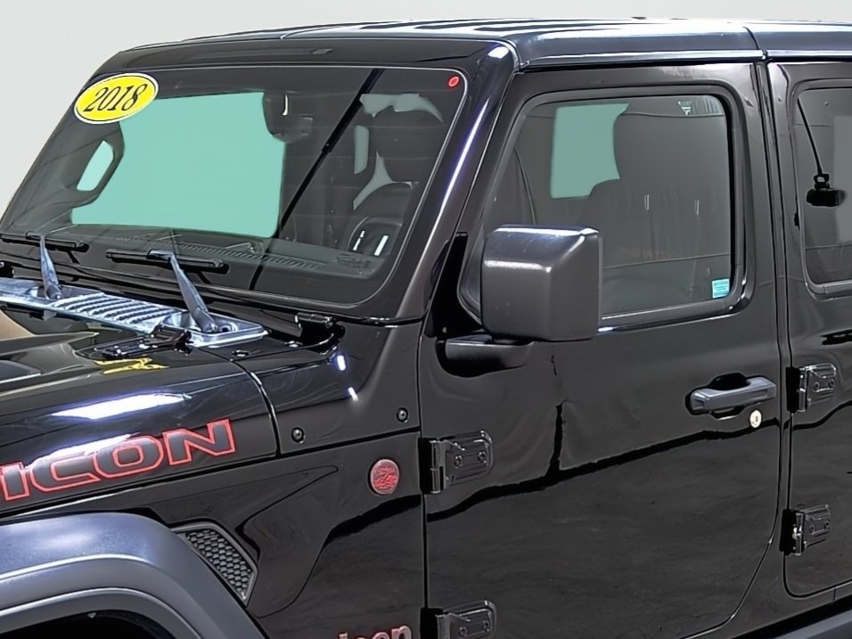 Used 2018 Jeep Wrangler Unlimited Rubicon w/ Dual Top Group AWD/4WD image 8