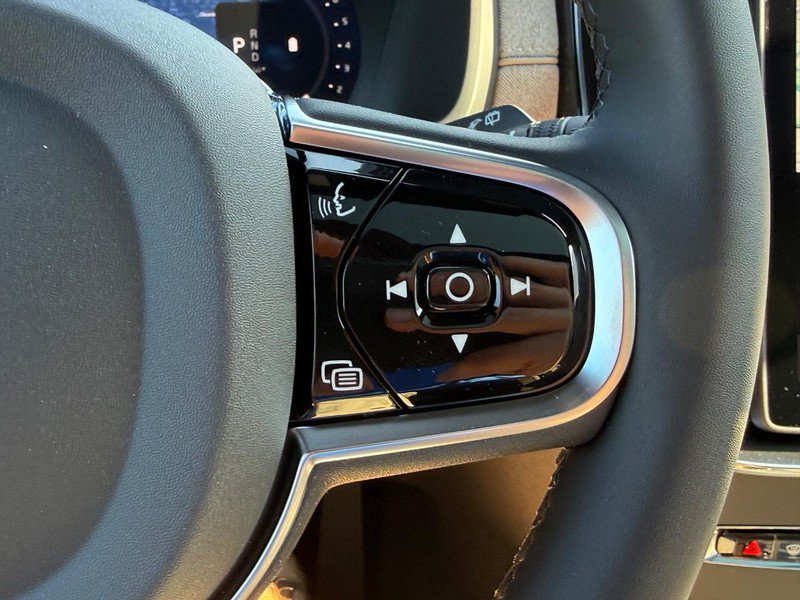 New 2026 Volvo XC90 B6 Plus w/ Protection Package AWD/4WD image 15