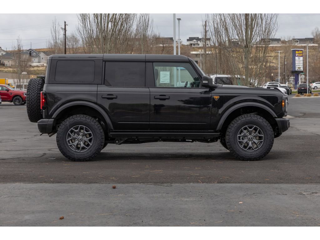 New 2025 Ford Bronco Badlands AWD/4WD image 2