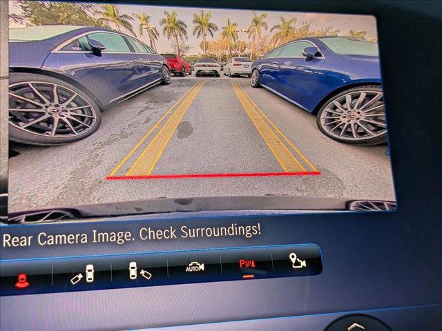 Certified 2022 Mercedes-Benz EQS 580 4MATIC Sedan image 15