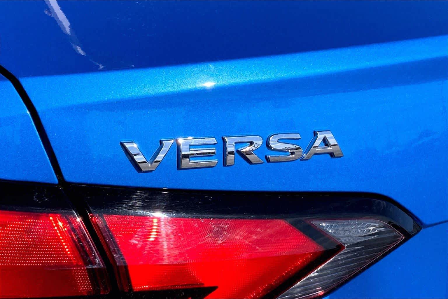 Used 2024 Nissan Versa S w/ Trunk Package FWD image 10
