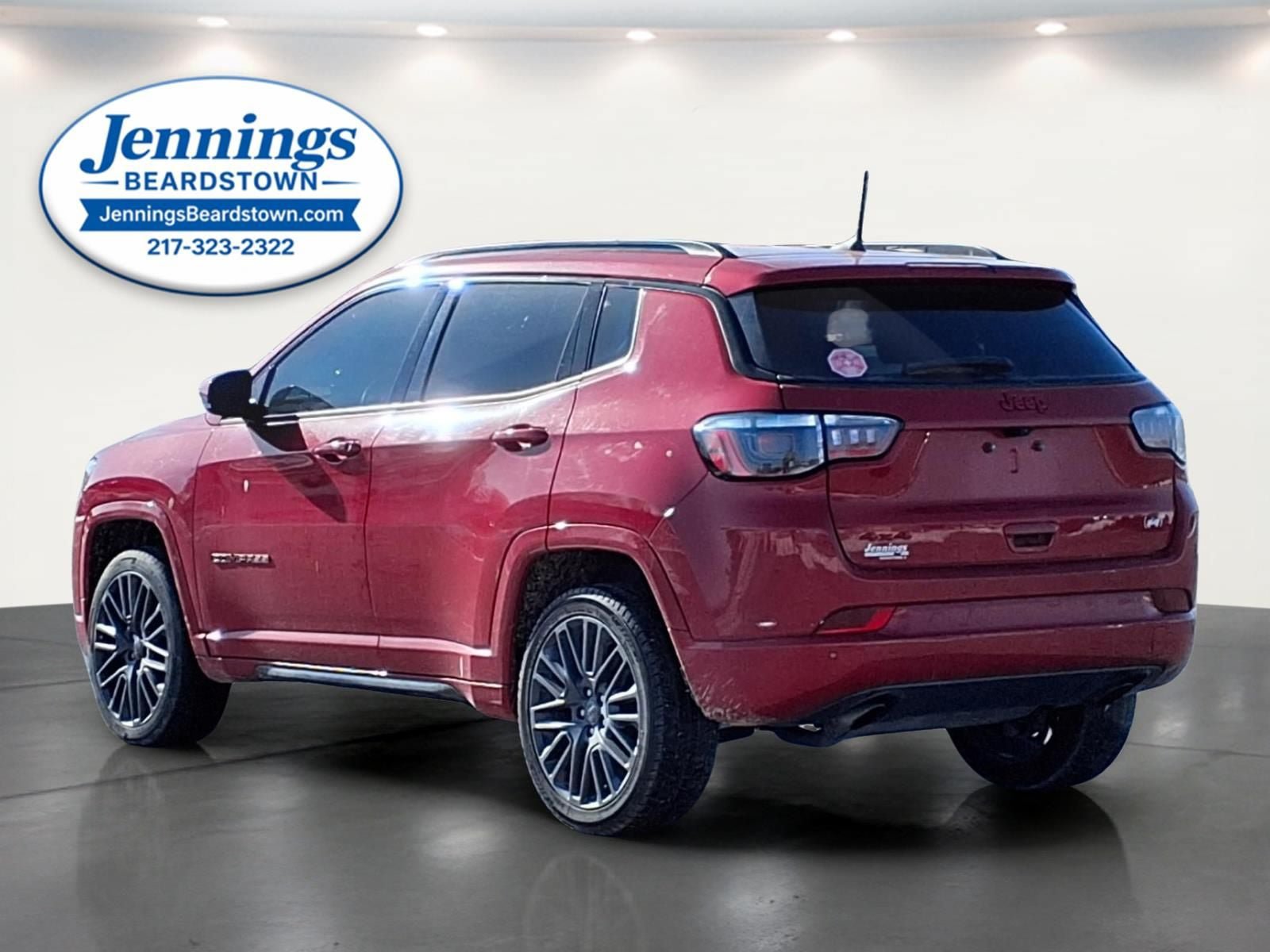 Used 2023 Jeep Compass Limited AWD/4WD image 3