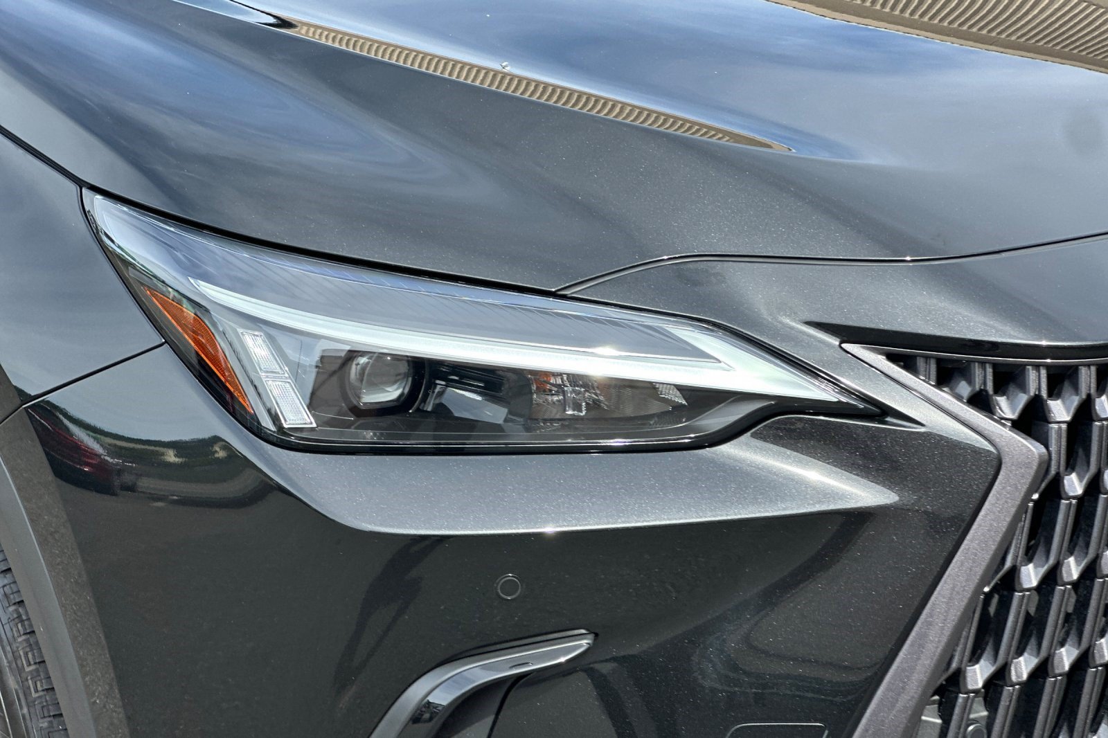 Certified 2026 Lexus NX 350h AWD w/ Accessory Package (2T) image 12