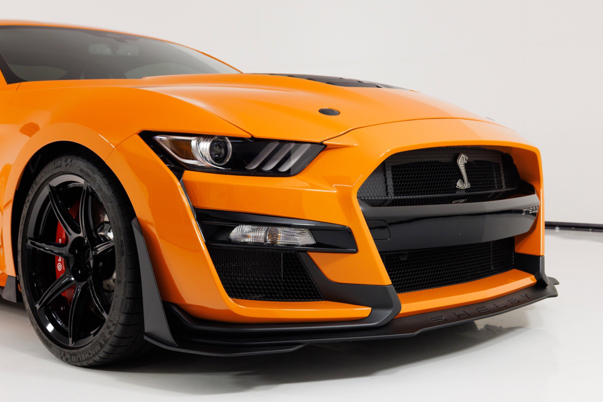 Used 2021 Ford Mustang Shelby GT500 w/ Carbon Fiber Track Pack RWD image 54