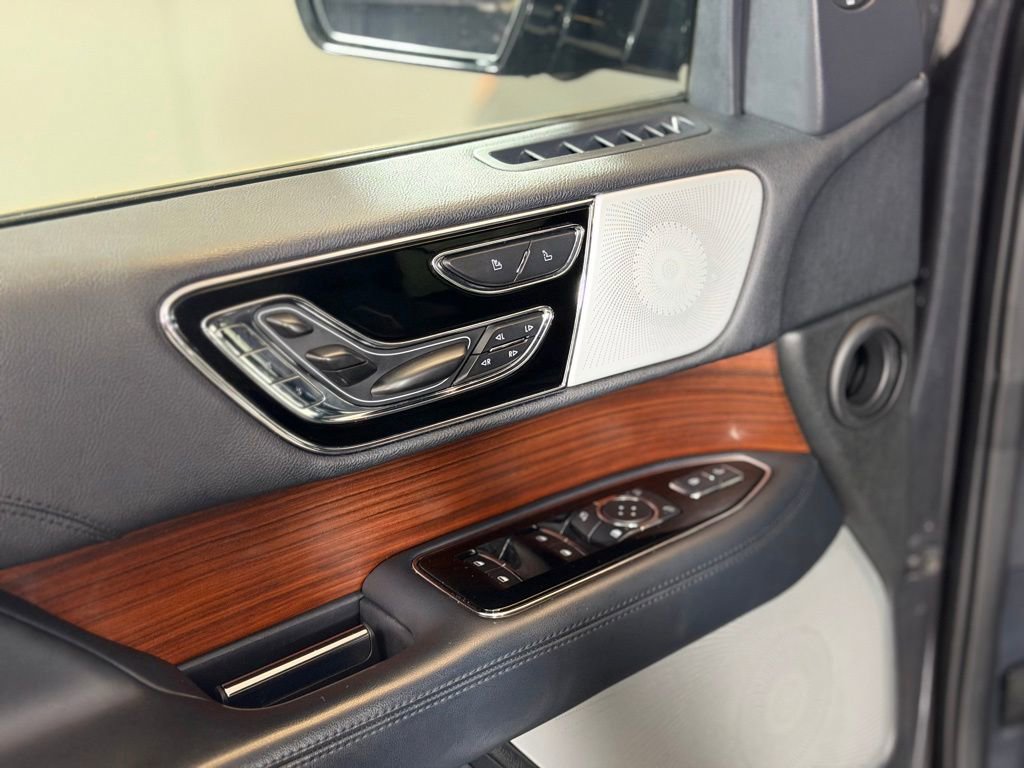 Used 2023 Lincoln Navigator Reserve image 20