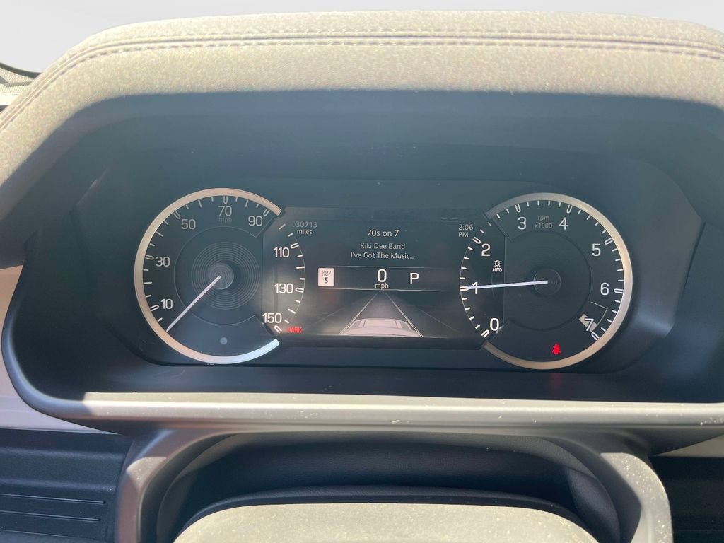 Used 2022 Land Rover Defender 110 AWD/4WD image 25
