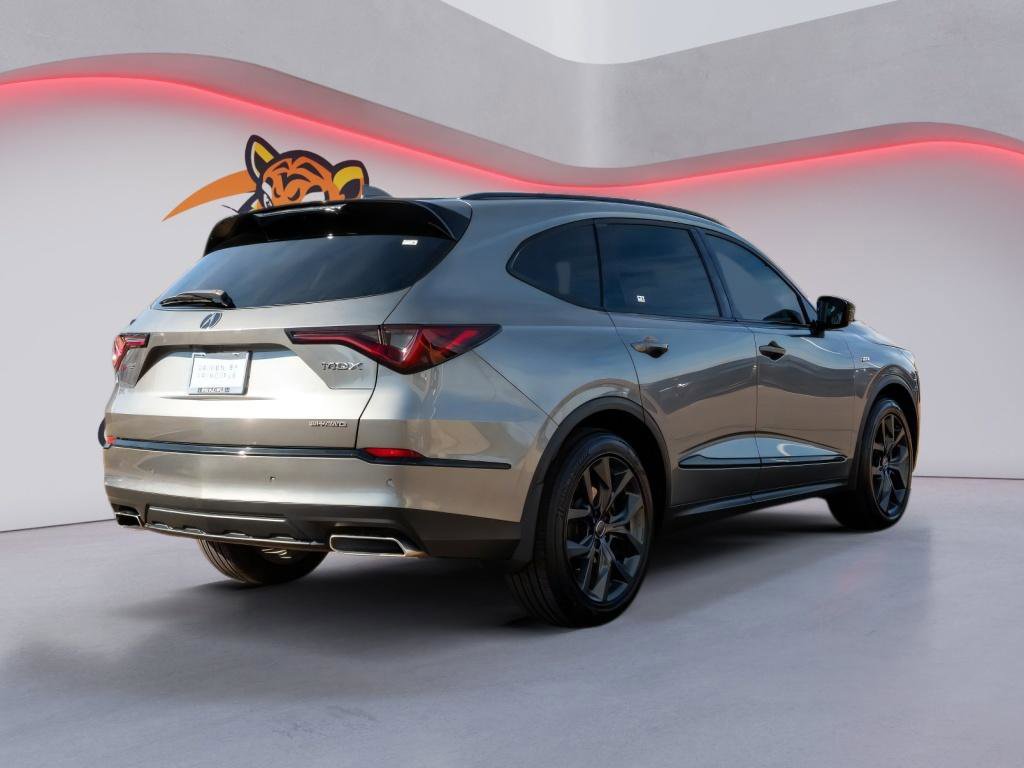 Used 2023 Acura MDX A-Spec image 5