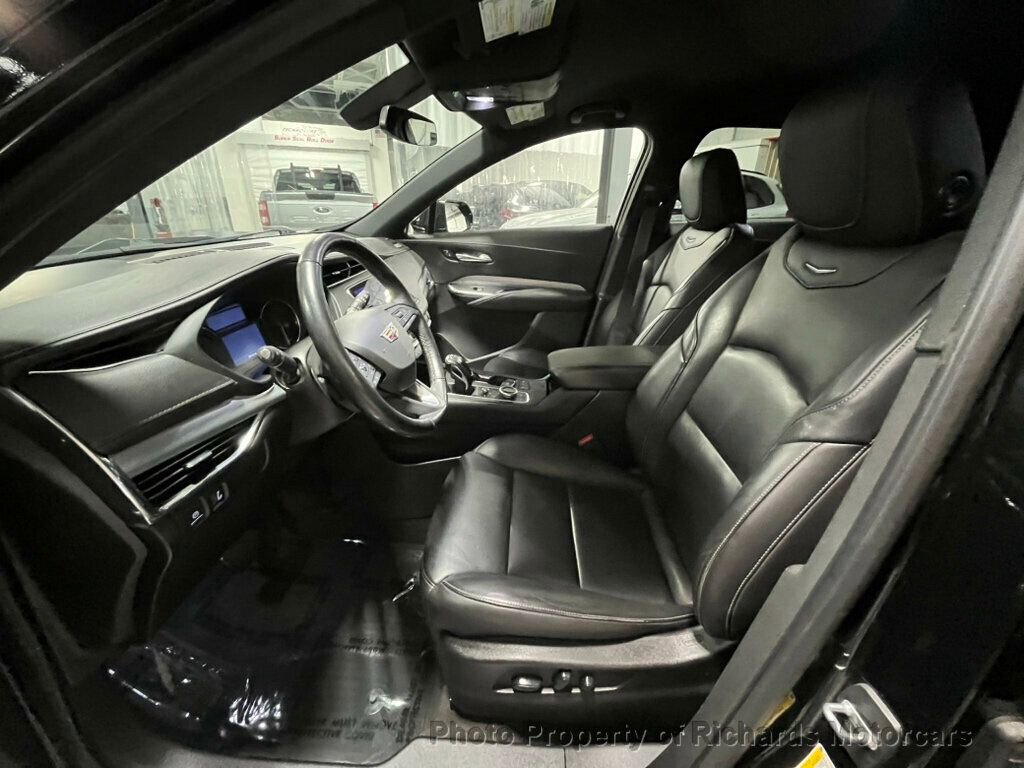 Used 2019 Cadillac XT4 Premium Luxury AWD/4WD image 12