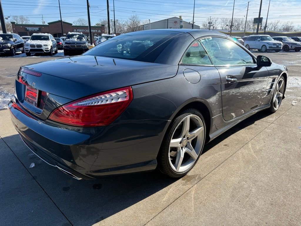Used 2015 Mercedes-Benz SL 400 image 4