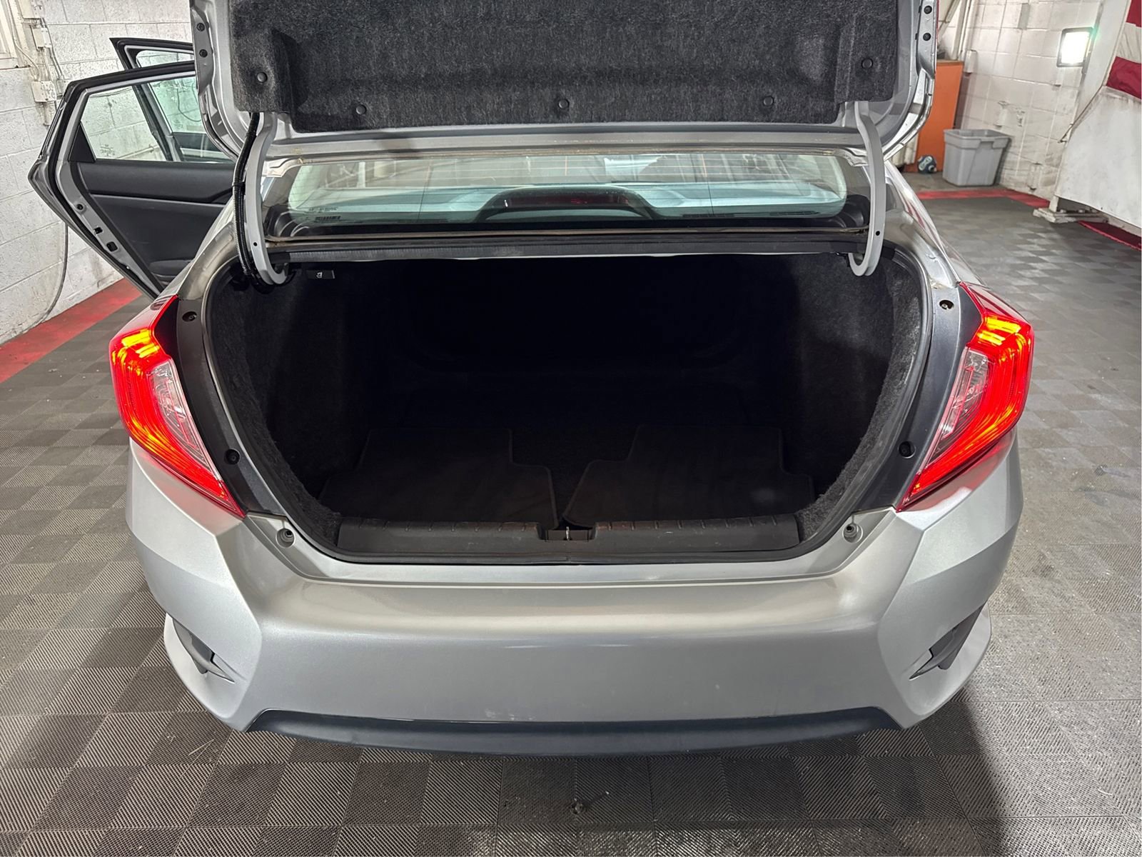 Used 2018 Honda Civic LX image 11