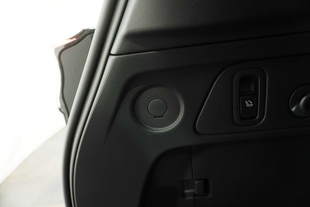 Used 2025 Subaru Forester Touring AWD/4WD image 8