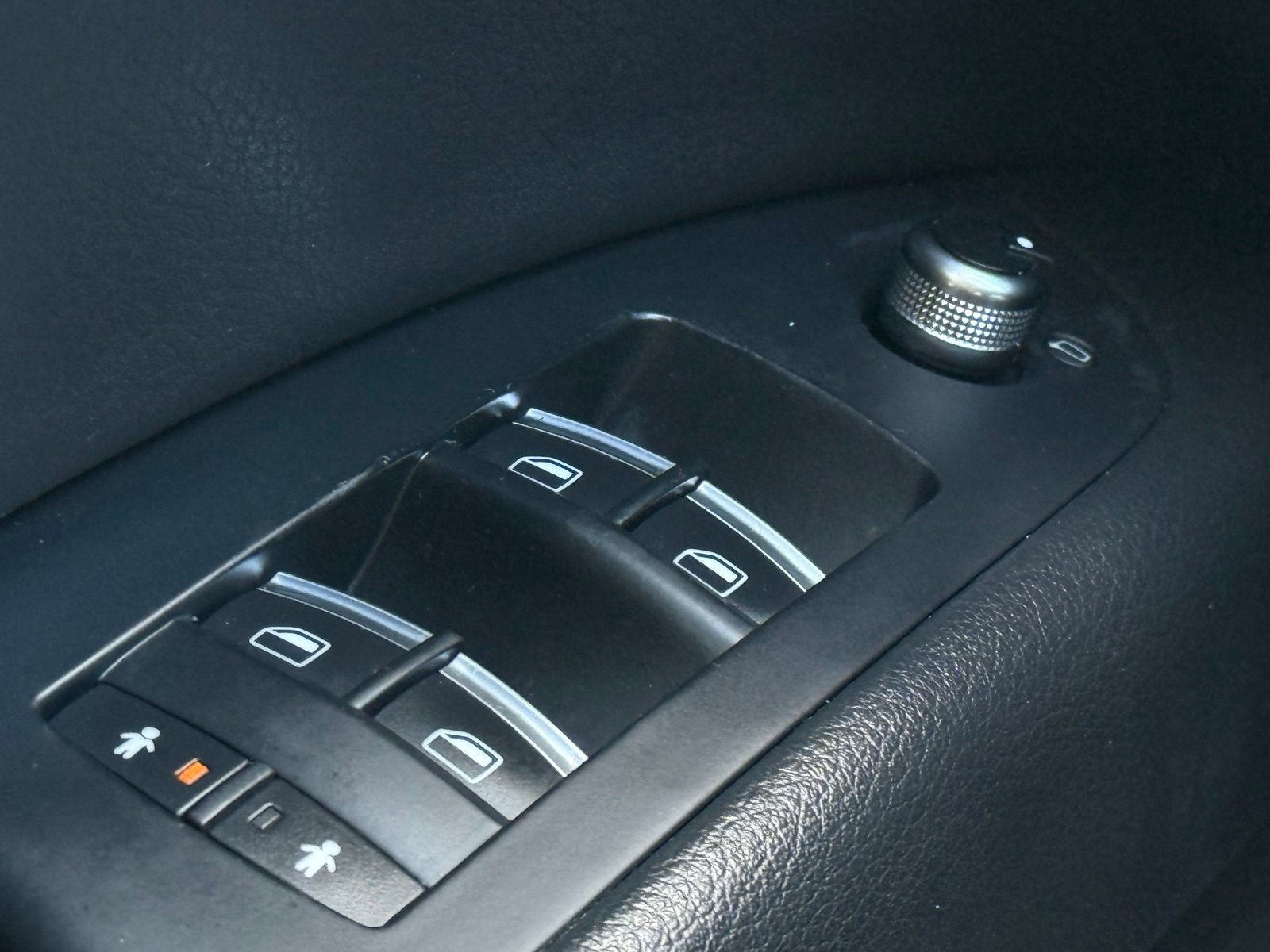 Used 2013 Audi Q7 3.0T Premium AWD/4WD image 29