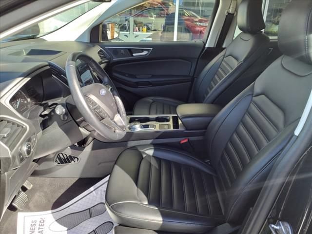 Used 2024 Ford Edge SEL AWD/4WD image 2