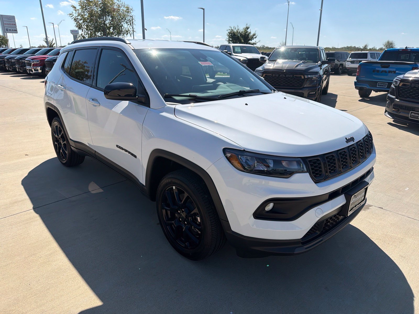 New 2027 Jeep Compass Latitude AWD/4WD image 7