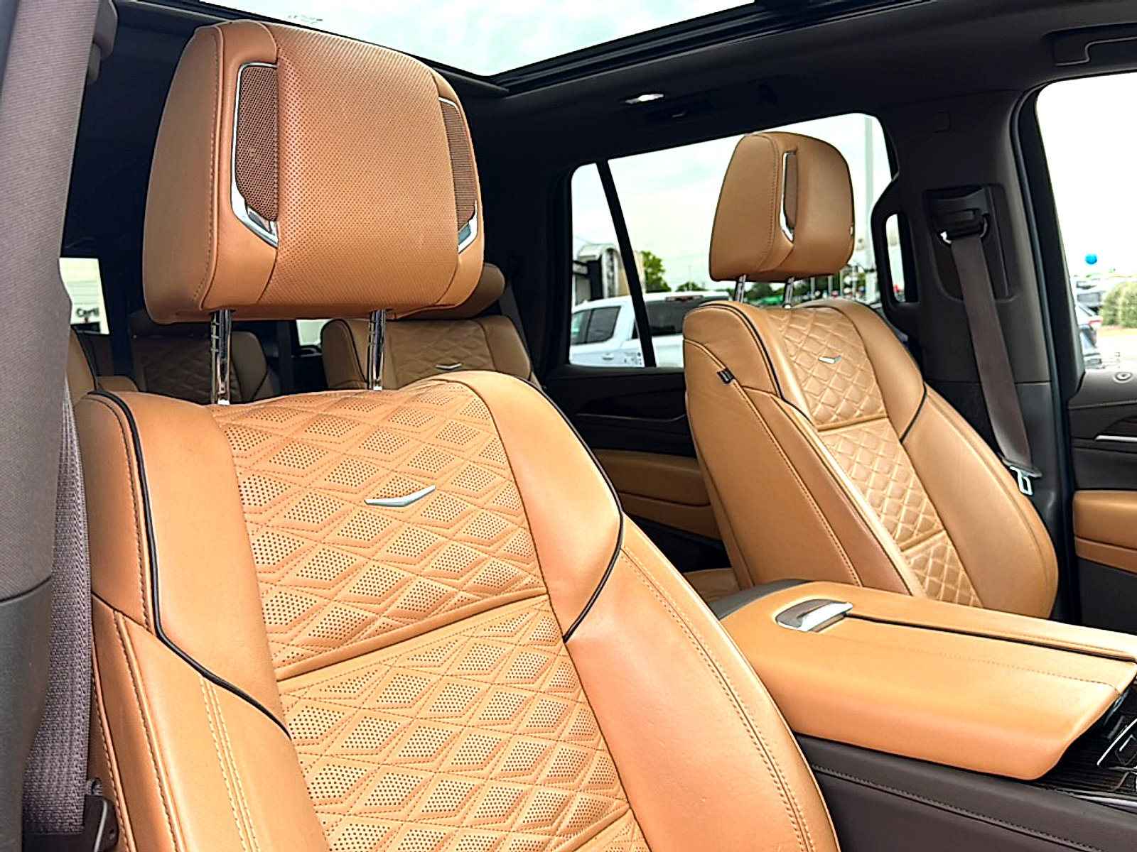 Used 2021 Cadillac Escalade Sport RWD image 26