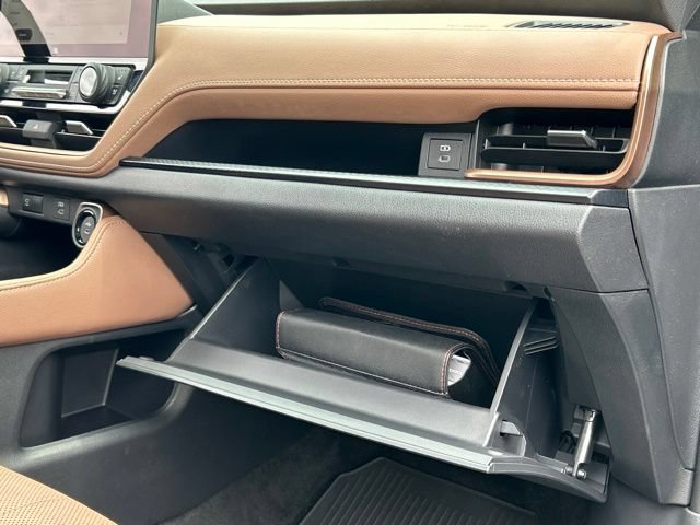 Used 2024 Toyota Grand Highlander AWD Hybrid image 33