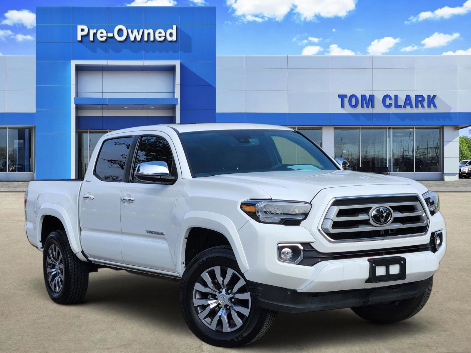 Used 2023 Toyota Tacoma Limited AWD/4WD image 1