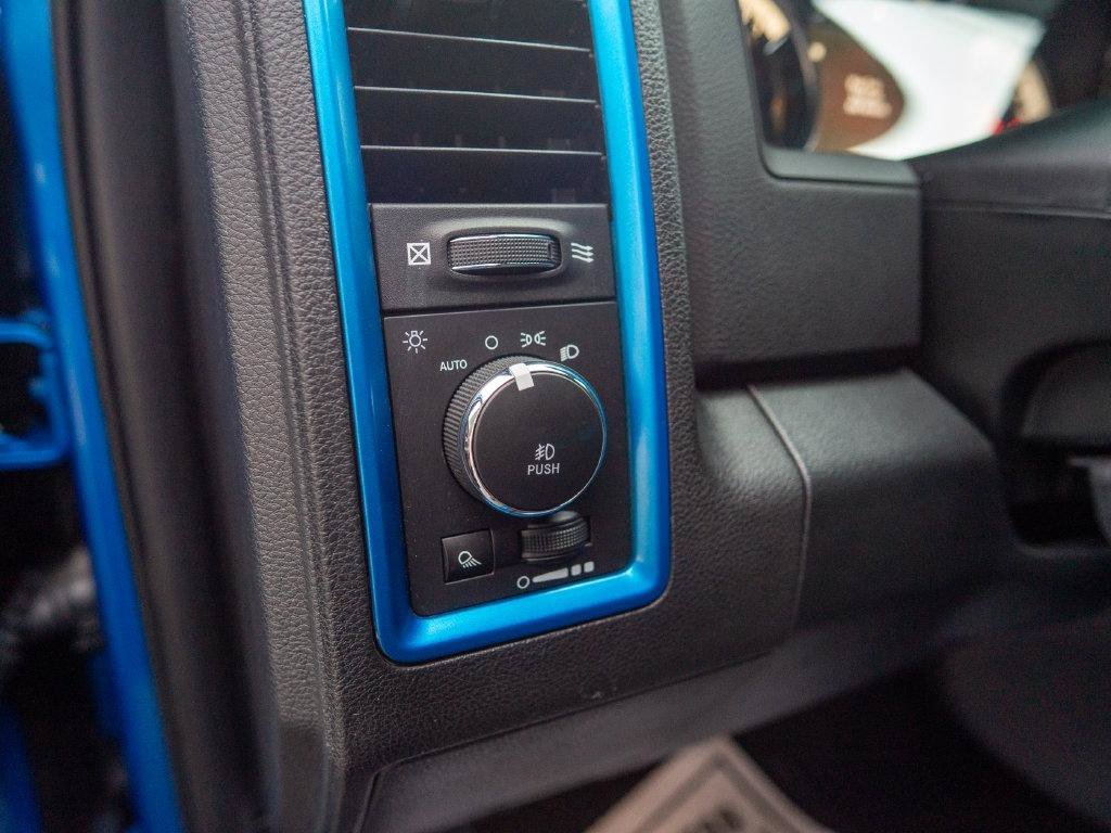 Used 2018 RAM 1500 Sport w/ Hydro Blue Sport Package AWD/4WD image 19