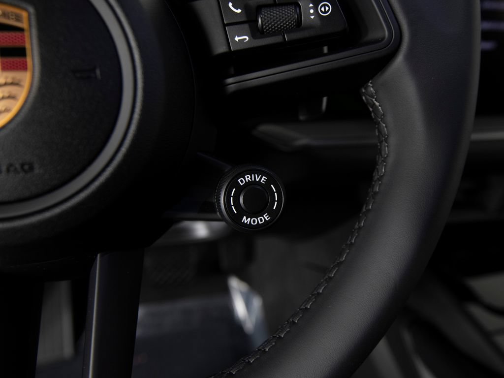 New 2026 Porsche Cayenne E-Hybrid AWD/4WD image 24