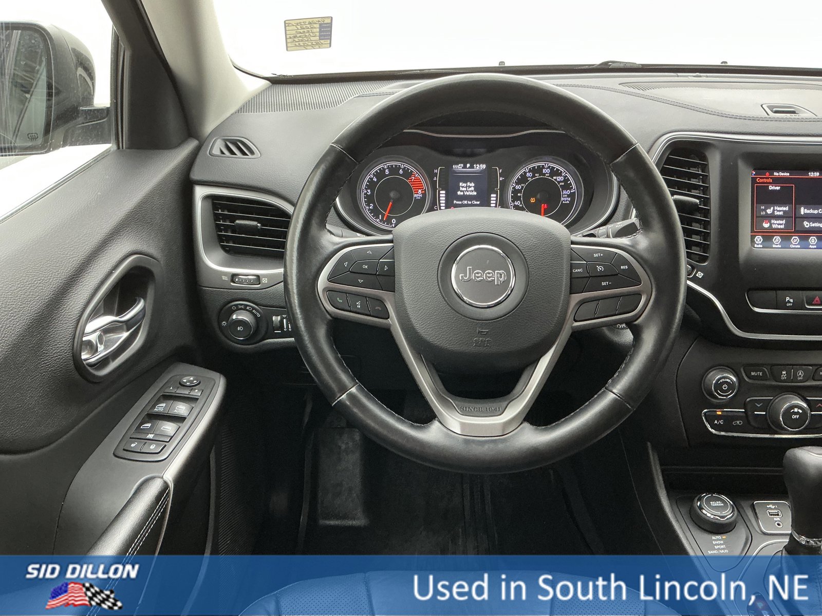 Used 2021 Jeep Cherokee Latitude Lux w/ Mopar Interior Package image 21