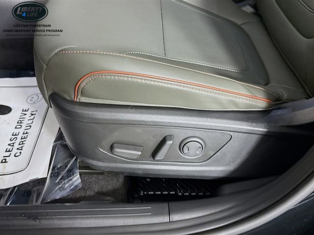 Used 2025 Hyundai Santa Cruz Limited image 21