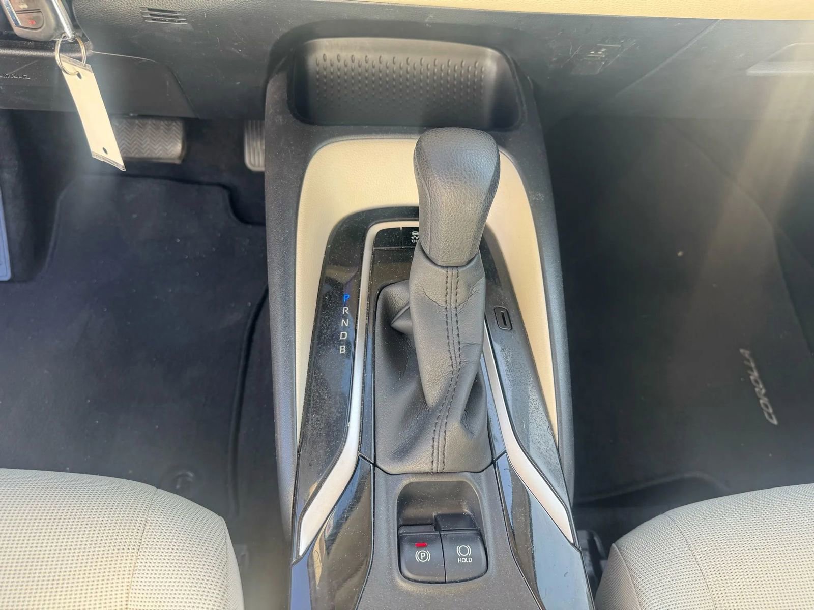 Used 2020 Toyota Corolla LE image 13