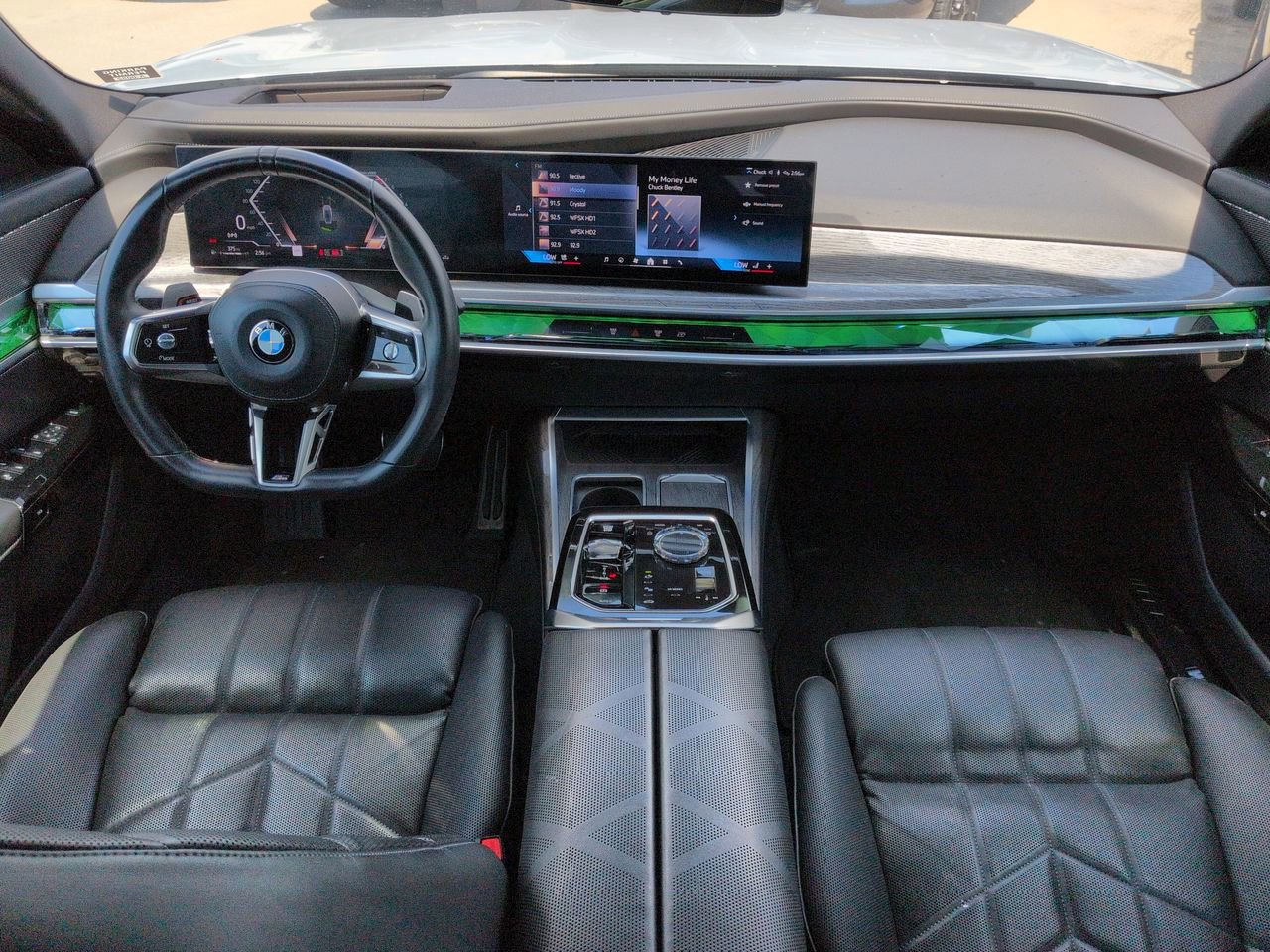 Used 2025 BMW 740i RWD image 15